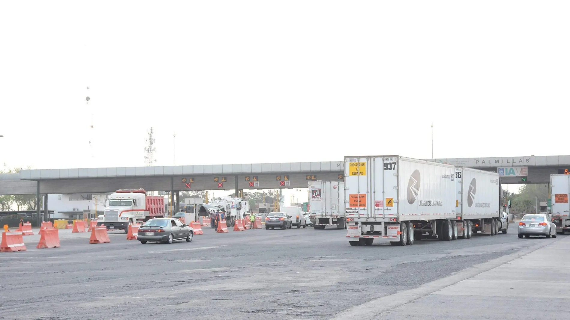 P_lizas de seguro aumentan su costo entre el transporte de carga pesada.  Luis Lu_vanos